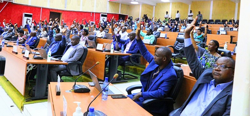Le Burundi et l'Angola simplifient les voyages diplomatiques avec un accord d'exemption de visa