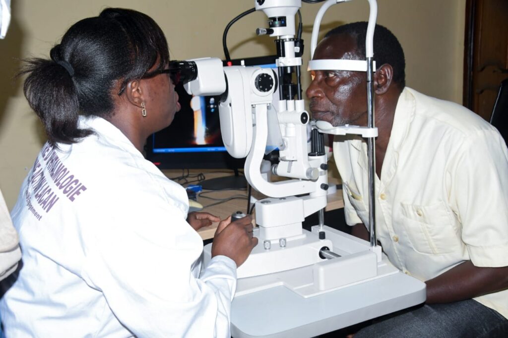 Lancement de la campagne "Marche vers la lumière" pour le traitement de la cataracte au Burundi