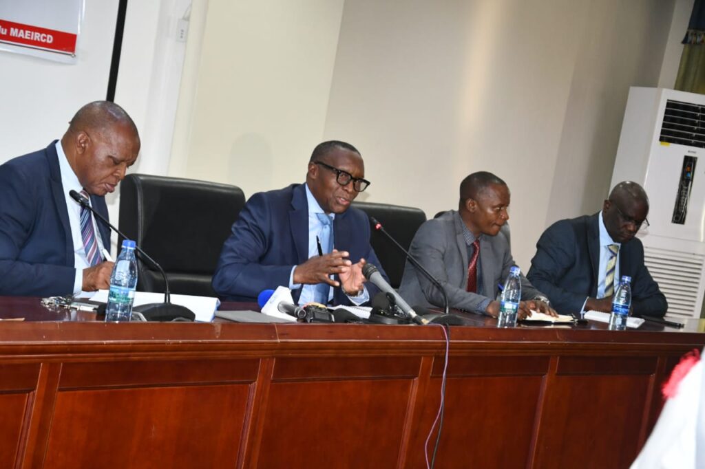 Le Burundi invite le secteur privé et les artistes à participer à la diplomatie culturelle et de développement