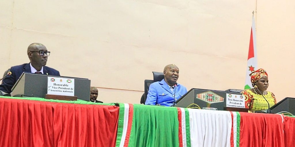 Burundi : adoption définitive du projet de loi sur les infractions scolaires