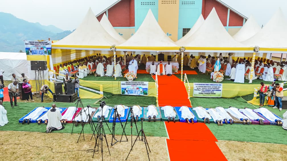 Cérémonies d'ordination et de collation des ministères à Gihango
