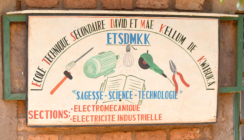 Pénurie d'enseignants techniques à Gitega : un fardeau financier et pédagogique