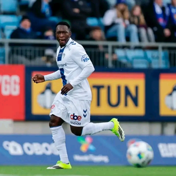 Sarpsborg accroche Vålerenga et grimpe au classement après un match nul dynamique