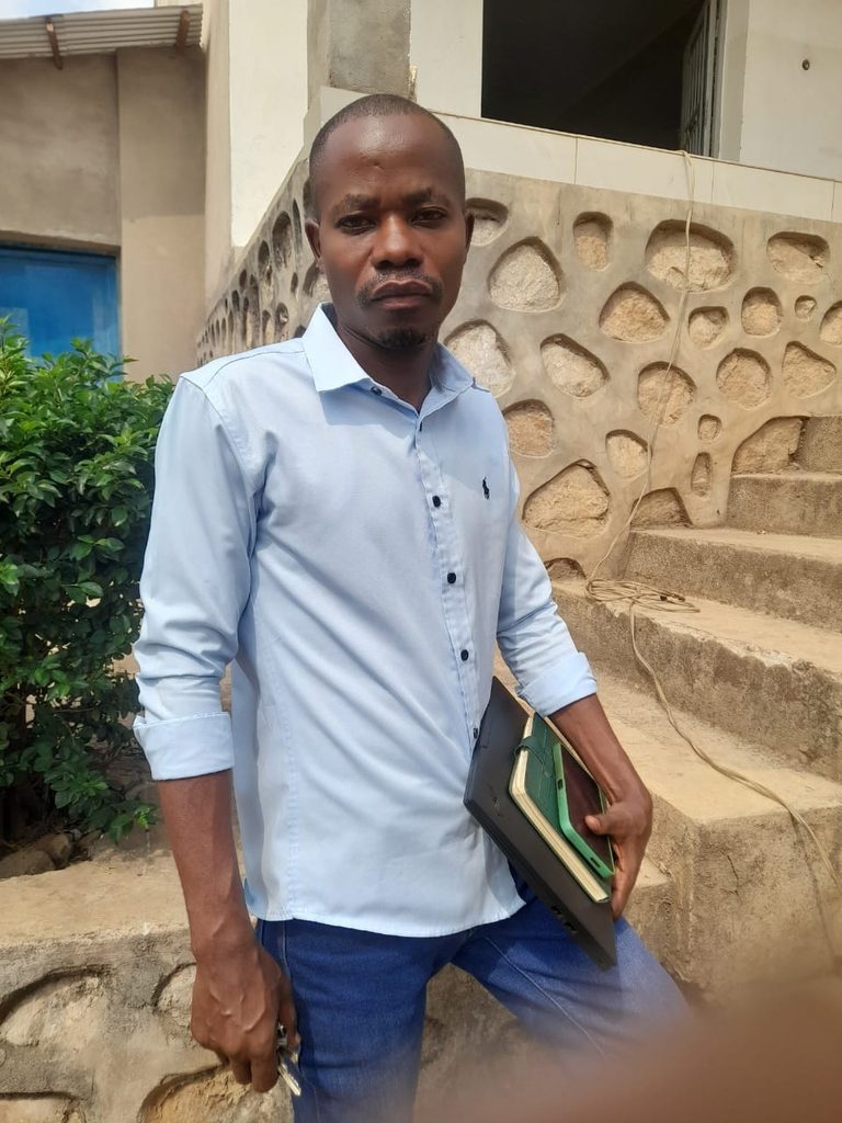 Éducation gratuite au Burundi : les contributions scolaires sous le microscope, un défi persistant