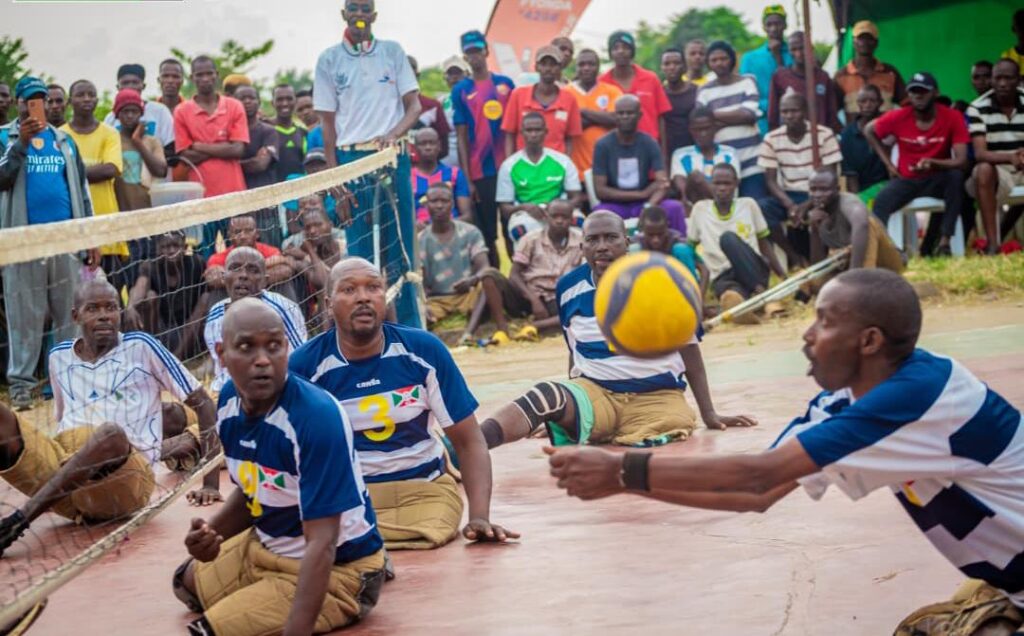 Des matchs amicaux pour les personnes handicapées de guerre célèbrent leur potentiel