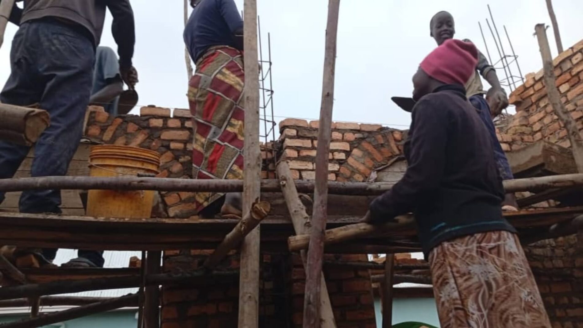 Risque d'effondrement des bâtiments au Burundi : des normes de construction ignorées