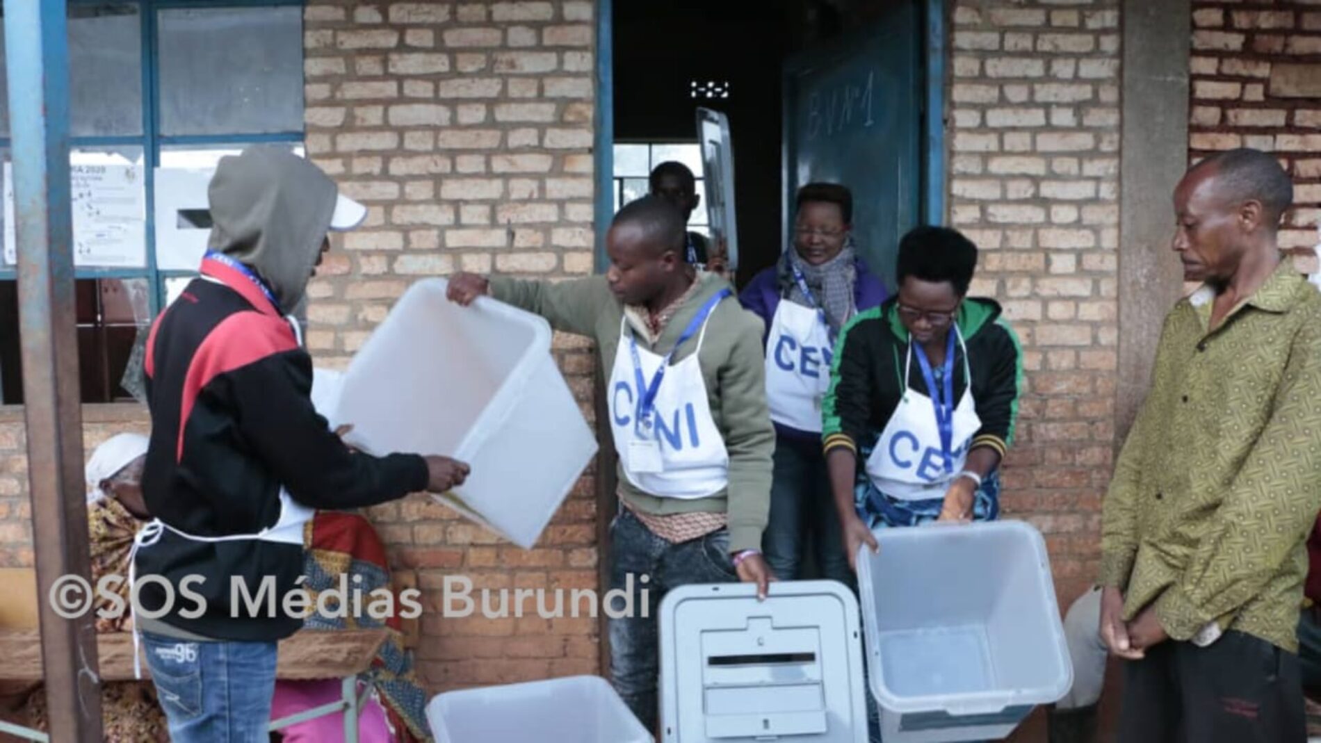 Élections présidentielles au Burundi : boycott de l'opposition et tensions politiques