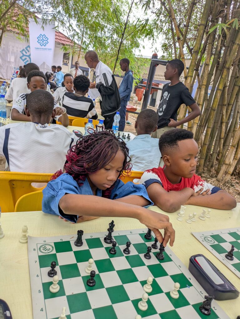 Tournoi d'échecs inter-écoles : la Fondation Maarif promeut la concentration au Burundi