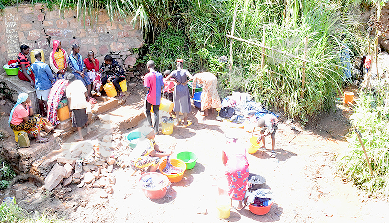 Gitega : La construction d'une route prive des residents d'eau courante